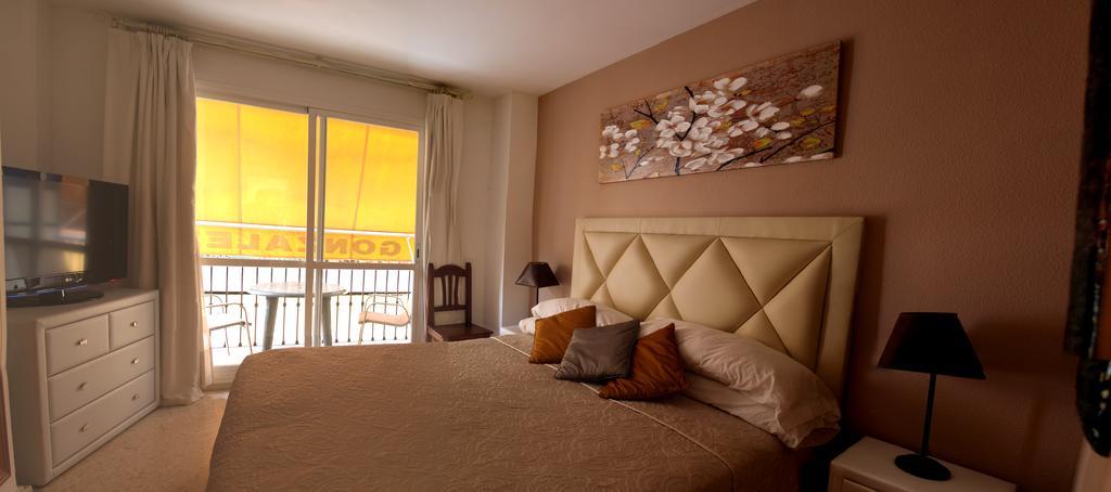 Hostal Gonzalez Marbella Esterno foto